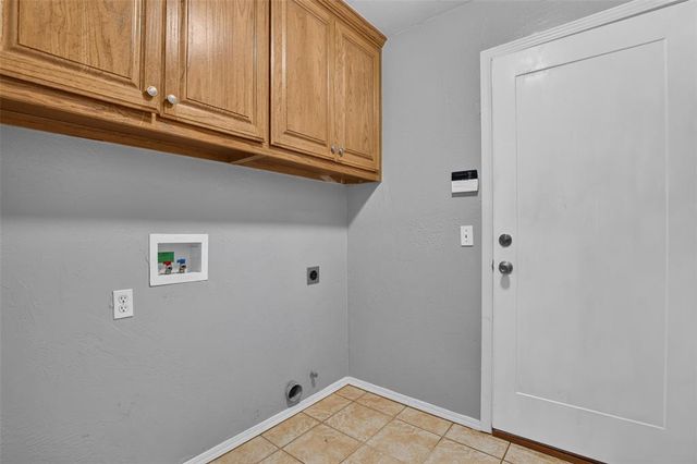 1309 Ethan Lane, Yukon, OK 73099