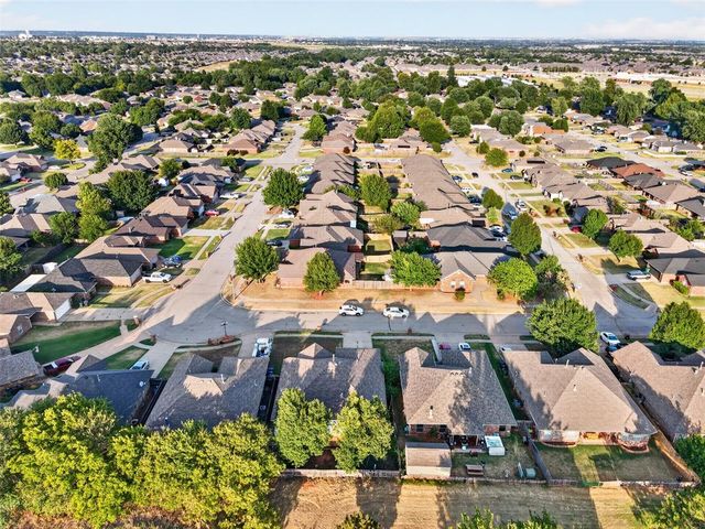 1309 Ethan Lane, Yukon, OK 73099