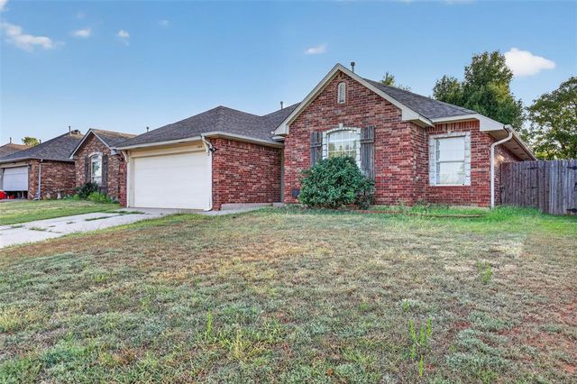 1309 Ethan Lane, Yukon, OK 73099