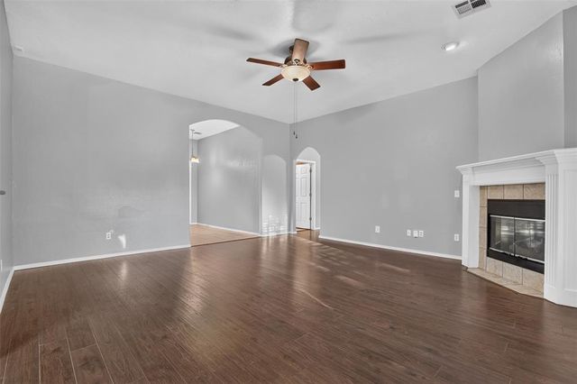 1309 Ethan Lane, Yukon, OK 73099