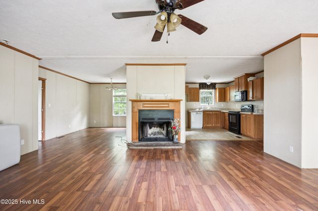 4066 General Howe Highway, Riegelwood, NC 28456