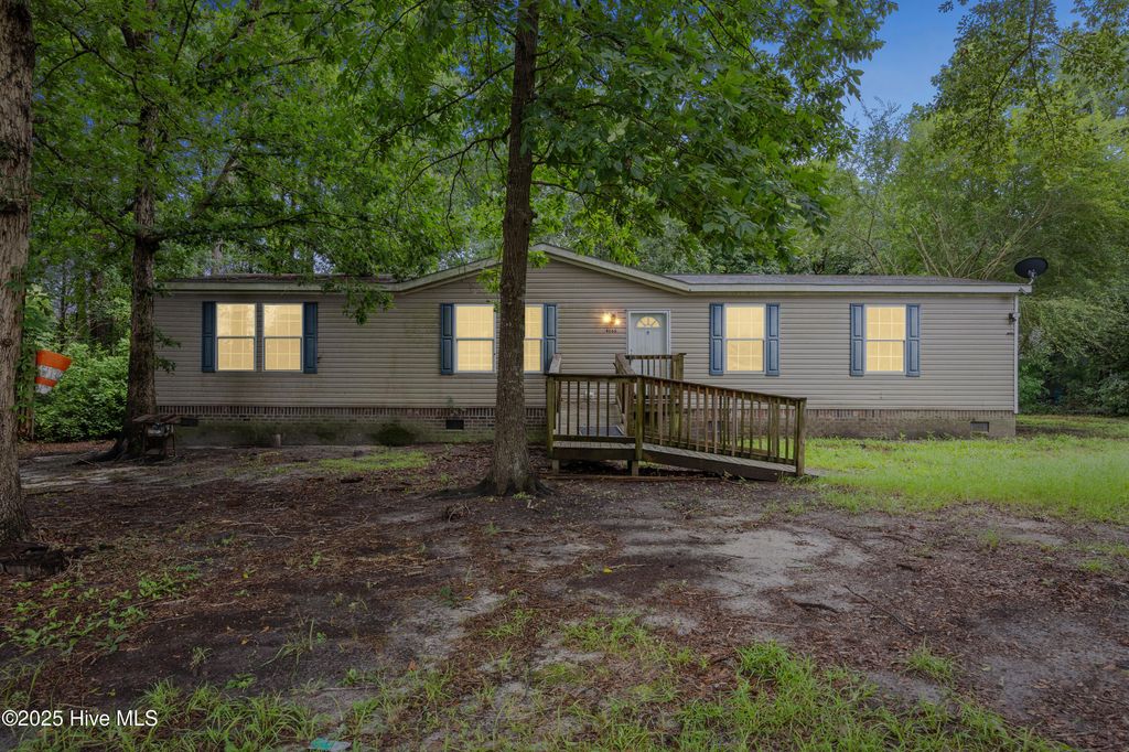 4066 General Howe Highway, Riegelwood, NC 28456