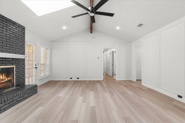 903 Leslie Drive, Arlington, TX 76012