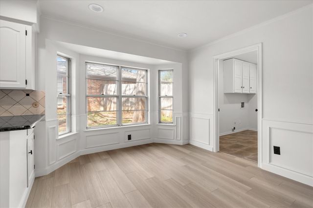 903 Leslie Drive, Arlington, TX 76012