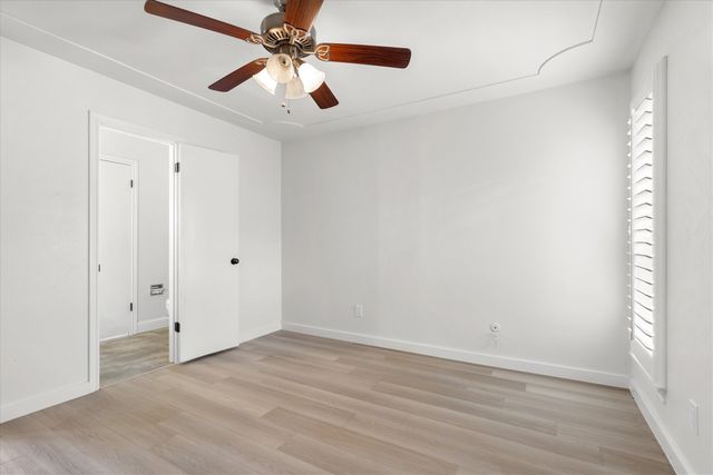 903 Leslie Drive, Arlington, TX 76012