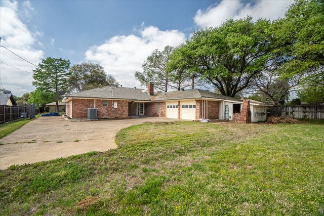 903 Leslie Drive, Arlington, TX 76012