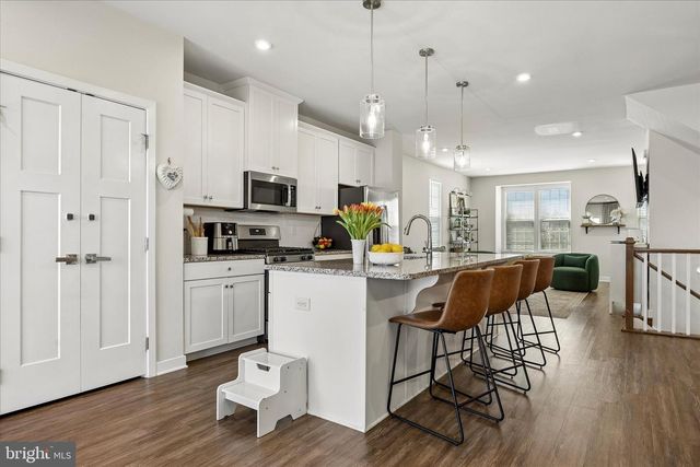 102 NATHAN, Cinnaminson, NJ 08077