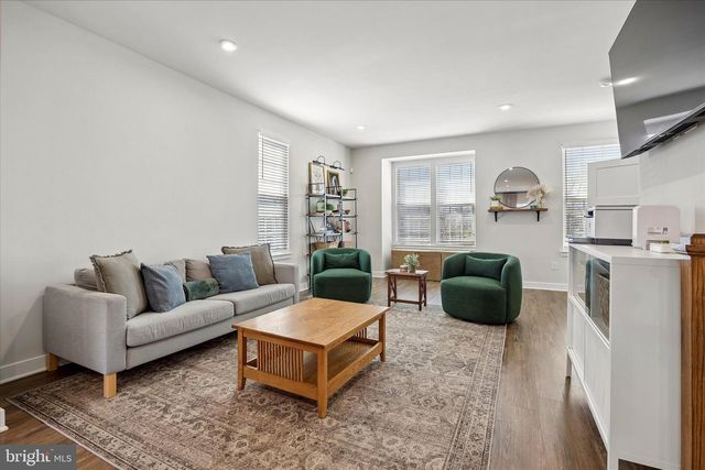 102 NATHAN, Cinnaminson, NJ 08077