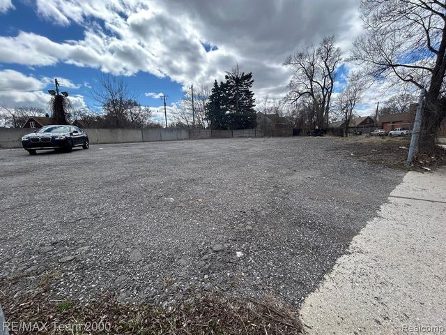 2400 S Schaefer Highway, Detroit, MI 48217