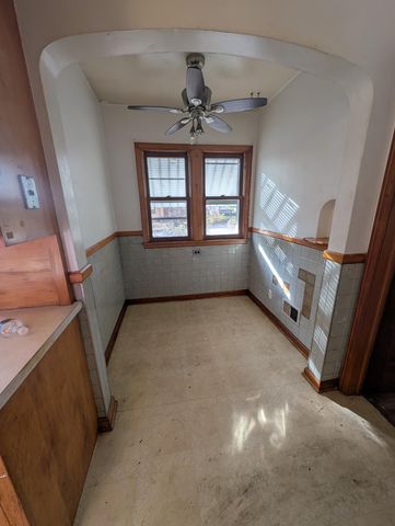 1111 Maryland Avenue E, Saint Paul, MN 55106