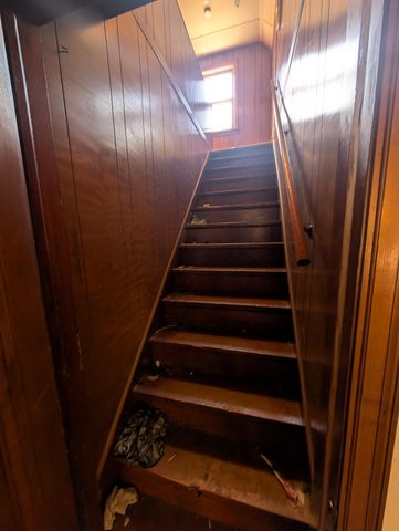 1111 Maryland Avenue E, Saint Paul, MN 55106