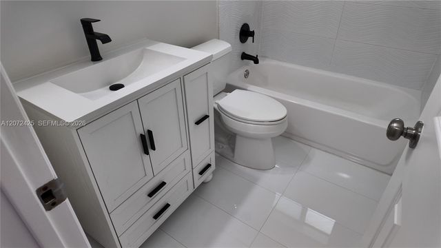 220 SW 80th Avenue 220, Miami, FL 33144