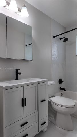 220 SW 80th Avenue 220, Miami, FL 33144