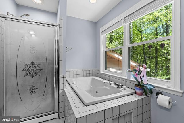 6311 DEERBROOKE CT, Chesapeake Beach, MD 20732