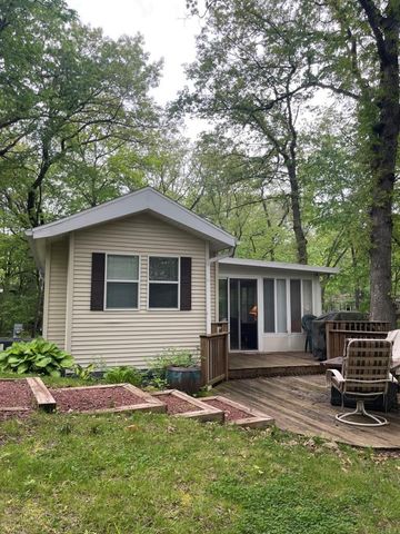 255 Vacation Boulevard, Edgerton, WI 53534
