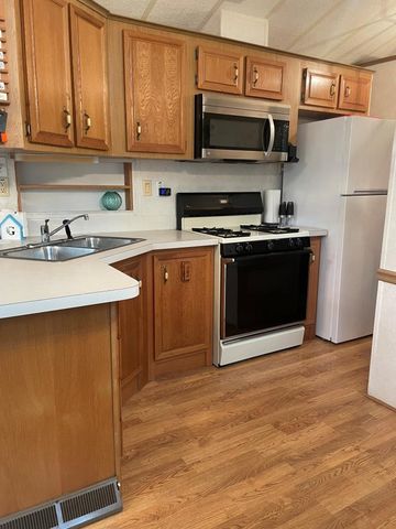 255 Vacation Boulevard, Edgerton, WI 53534