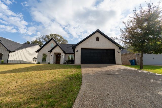 264 Ron Boyett Street, White Oak, TX 75693