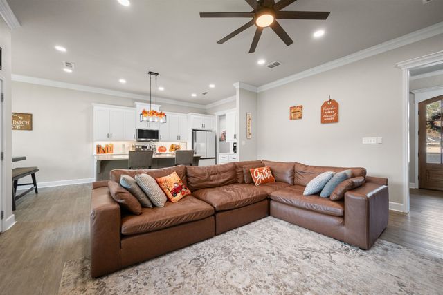 264 Ron Boyett Street, White Oak, TX 75693