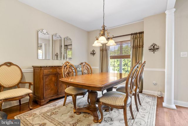51 GLACIER DR, Berlin, NJ 08009