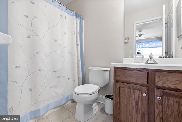 51 GLACIER DR, Berlin, NJ 08009