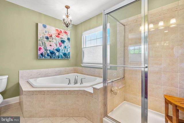 51 GLACIER DR, Berlin, NJ 08009