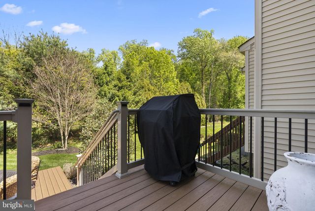 51 GLACIER DR, Berlin, NJ 08009