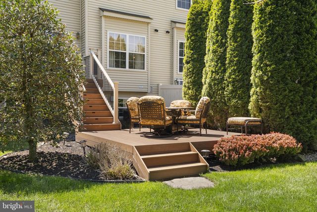 51 GLACIER DR, Berlin, NJ 08009