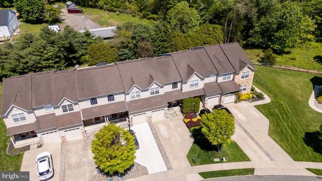 51 GLACIER DR, Berlin, NJ 08009