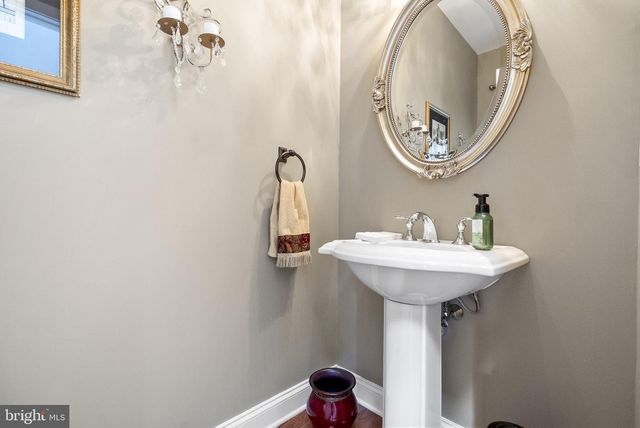 51 GLACIER DR, Berlin, NJ 08009