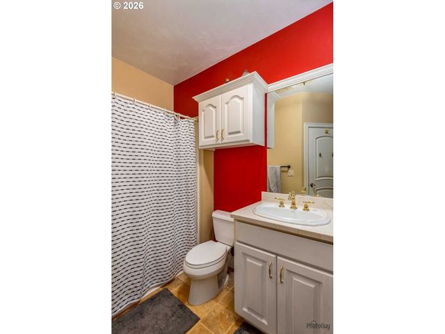 6171 FERNHILL Loop, Springfield, OR 97478