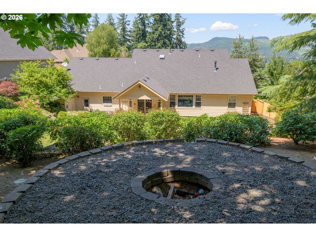 6171 FERNHILL Loop, Springfield, OR 97478