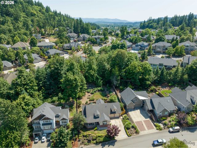 6171 FERNHILL Loop, Springfield, OR 97478