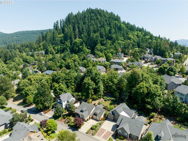 6171 FERNHILL Loop, Springfield, OR 97478