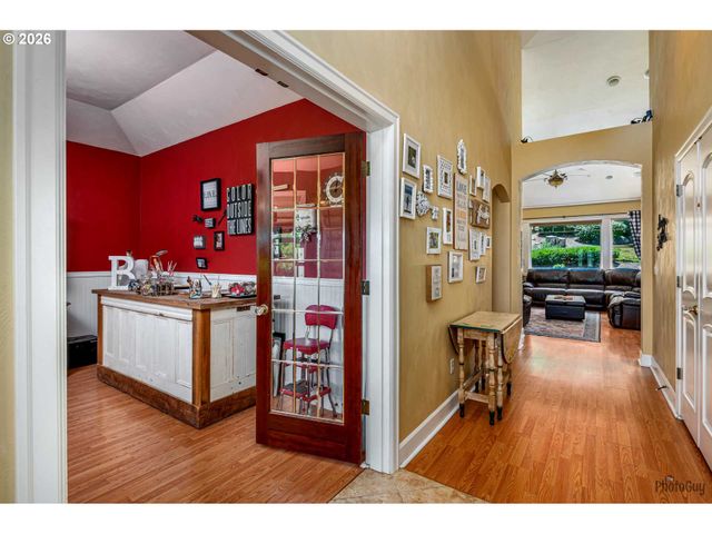 6171 FERNHILL Loop, Springfield, OR 97478