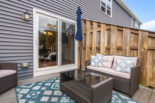 21 Welch 21, Easton, MA 02375