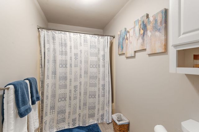 21 Welch 21, Easton, MA 02375