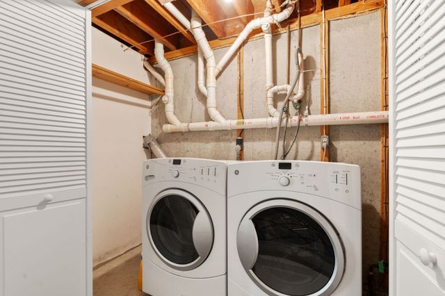 21 Welch 21, Easton, MA 02375