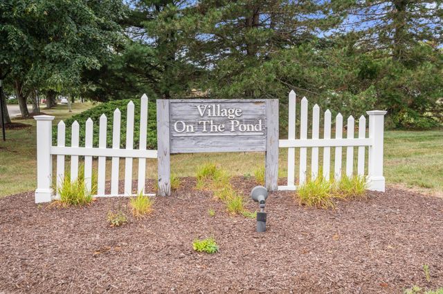21 Welch 21, Easton, MA 02375