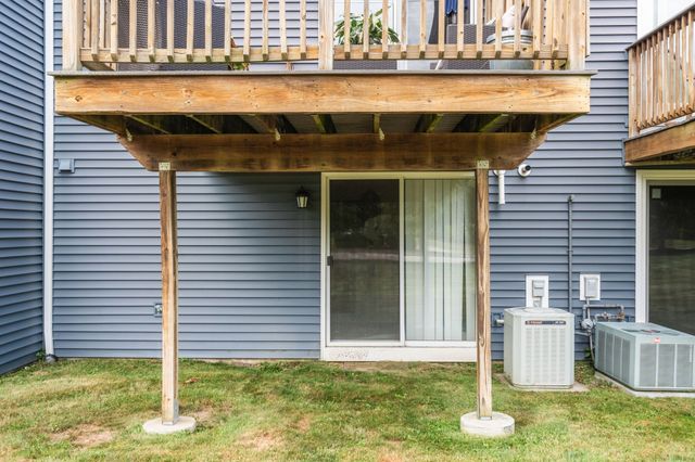 21 Welch 21, Easton, MA 02375