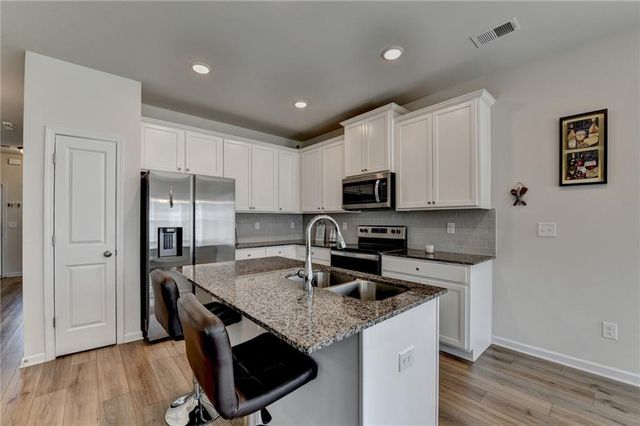 120 Buckingham Lane, Hoschton, GA 30548