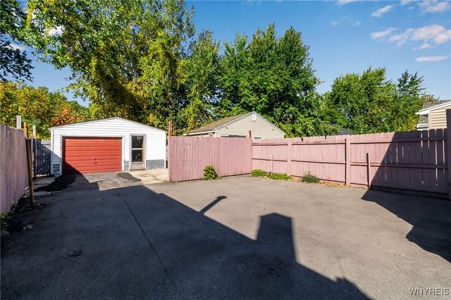 122 Gilbert Street, Buffalo, NY 14206