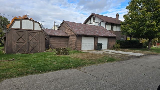 901 W 5th Street, Perry, IA 50220