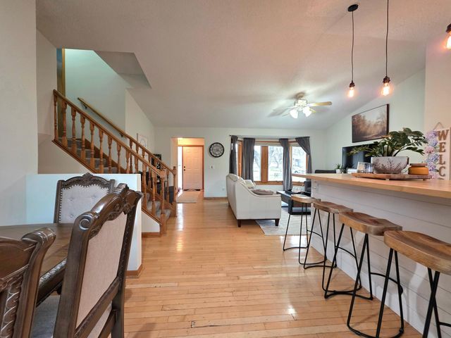 9243 Queens Gardens N, Brooklyn Park, MN 55443