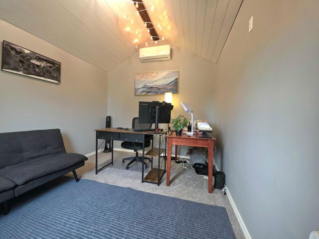 9243 Queens Gardens N, Brooklyn Park, MN 55443