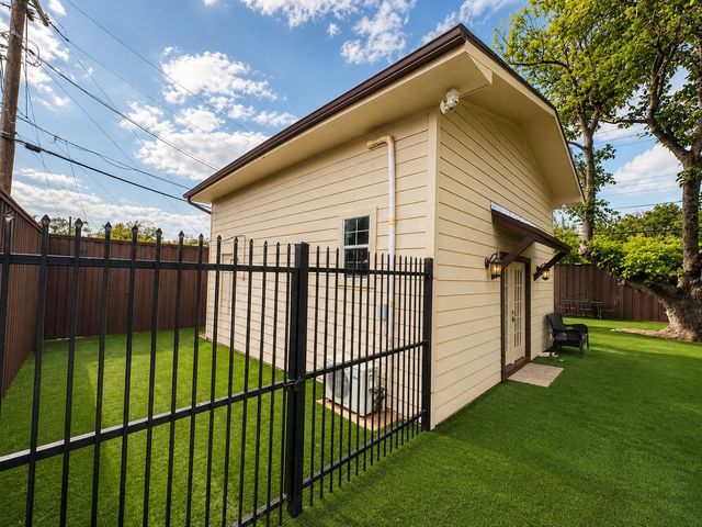 4001 Glenhaven Drive, Garland, TX 75042