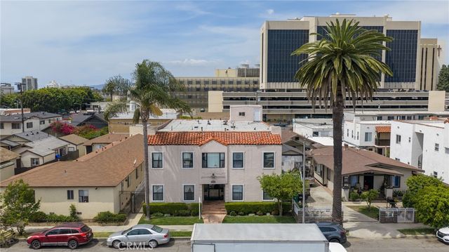 1035 Lime Avenue, Long Beach, CA 90813