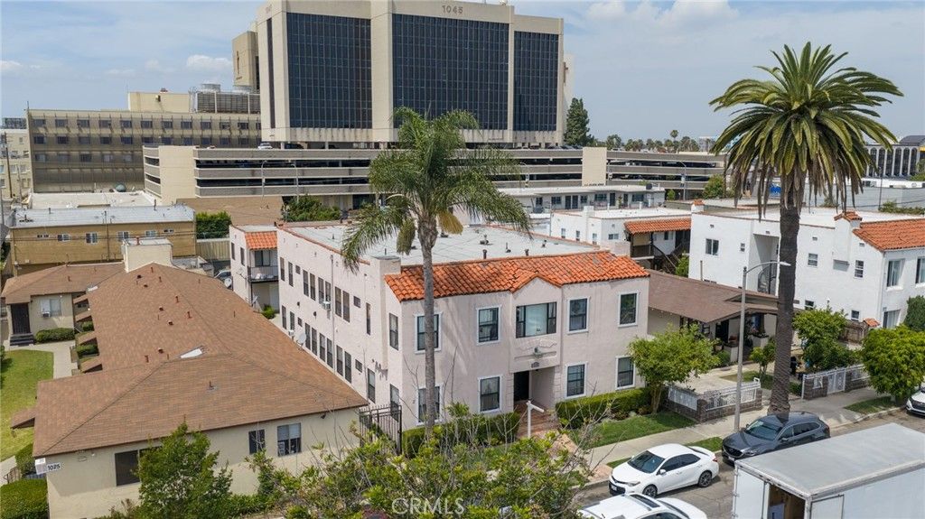 1035 Lime Avenue, Long Beach, CA 90813