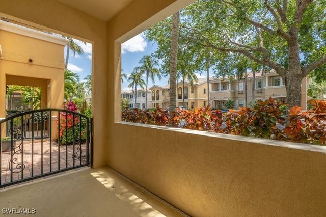 28697 Alessandria CIR, Bonita Springs, FL 34135