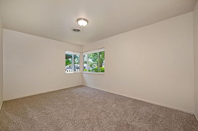 1840 La Jolla Dr, Stockton, CA 95204
