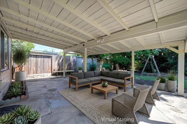 1840 La Jolla Dr, Stockton, CA 95204